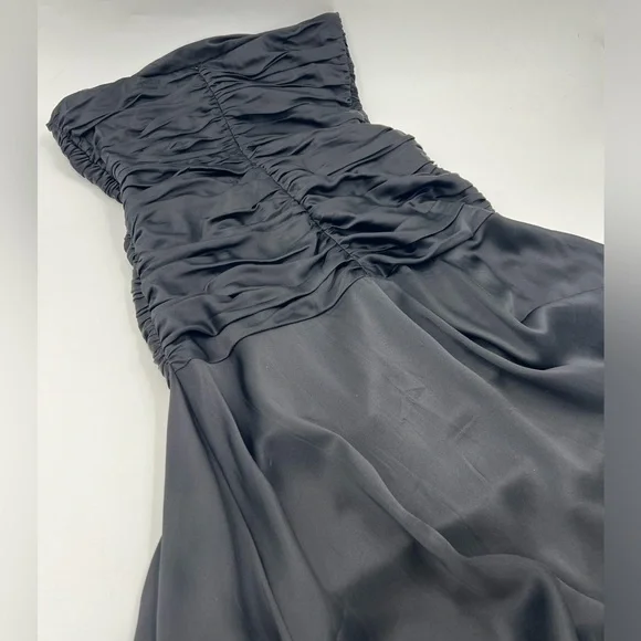 Cinq a Sept Silk Eliza Strapless Asymmetrical Cocktail Black Dress - Size 12 - Picture 2 of 6